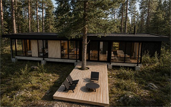 The Pines private deck and wooded rear exterior
