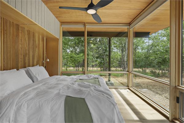 The Ridge king suite with floor-to-ceiling windows